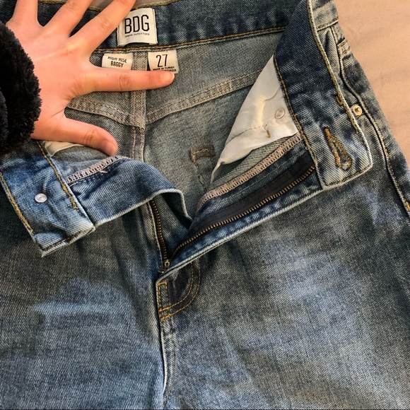 BDG Urban Outfitters High Rise Baggy Jean (Medium Wash) - Picture 2 of 4